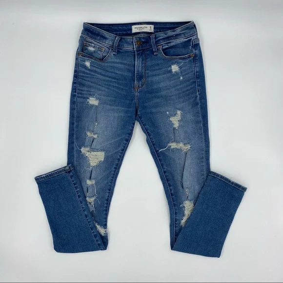 Abercrombie & Fitch Ripped Skinny Jeans - Picture 4 of 4